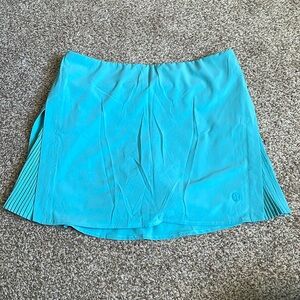 Lululemon side pleat tennis skirt light teal blue, size 8